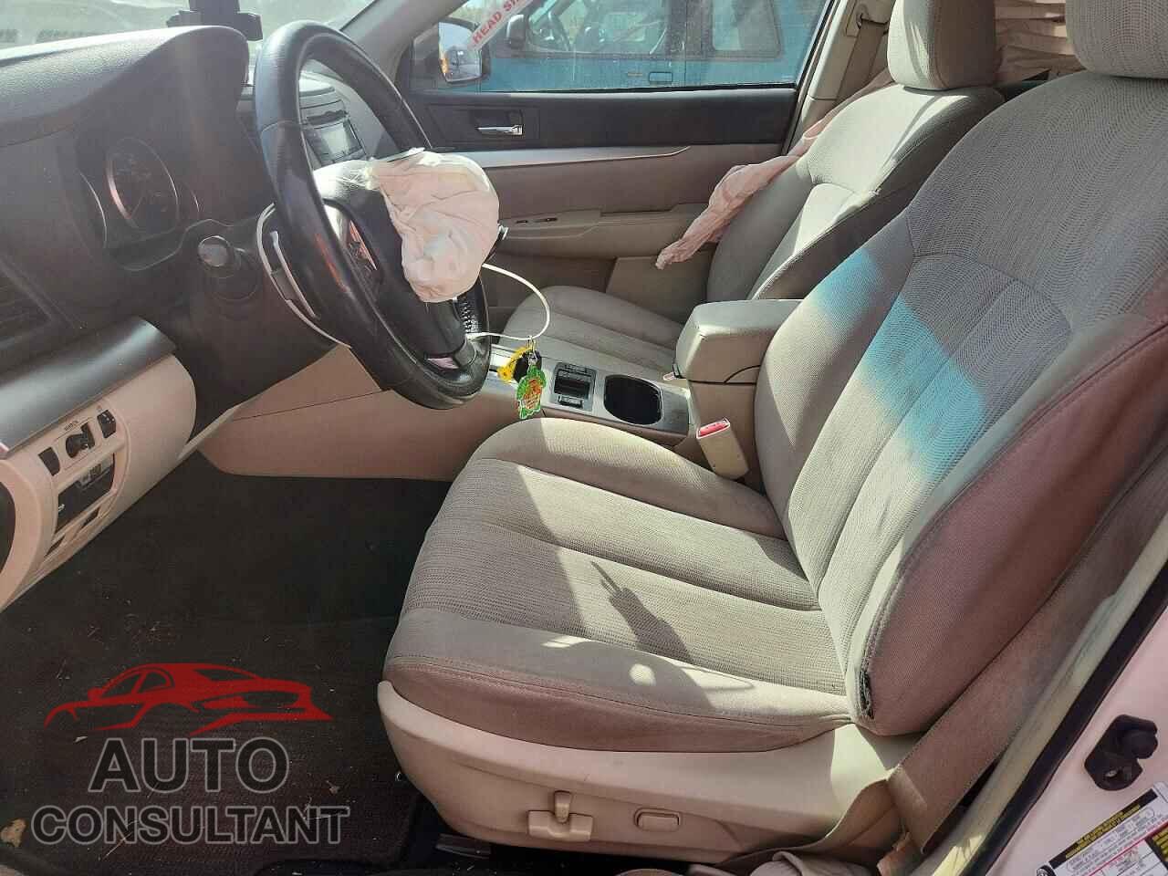 SUBARU OUTBACK 2013 - 4S4BRBCC4D3288721