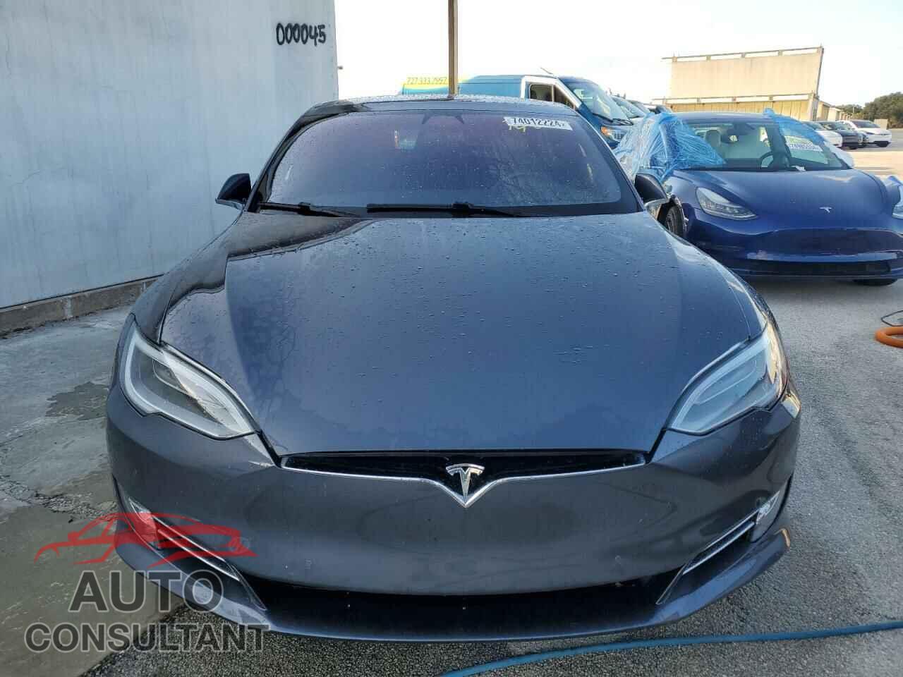 TESLA MODEL S 2018 - 5YJSA1E48JF292247