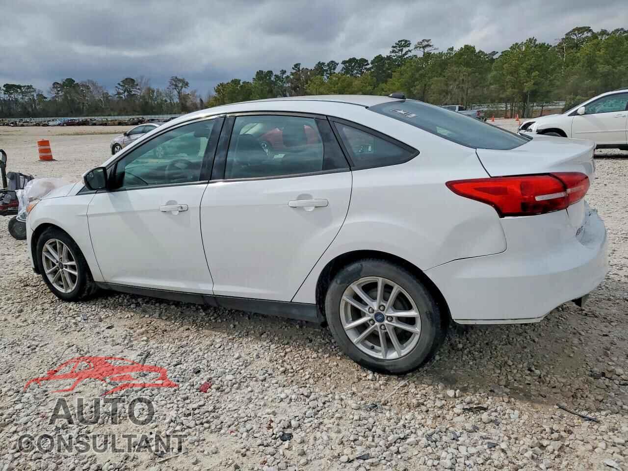 FORD FOCUS 2017 - 1FADP3F21HL347537