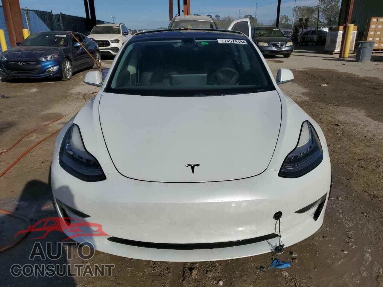 TESLA MODEL 3 2020 - 5YJ3E1EC2LF586911