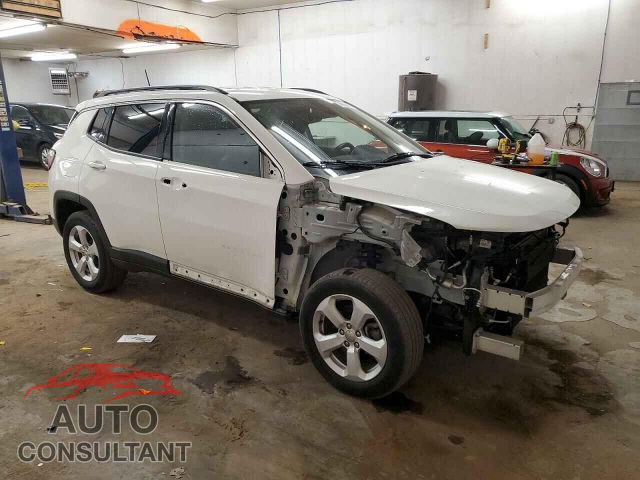 JEEP COMPASS 2018 - 3C4NJDBB9JT492668