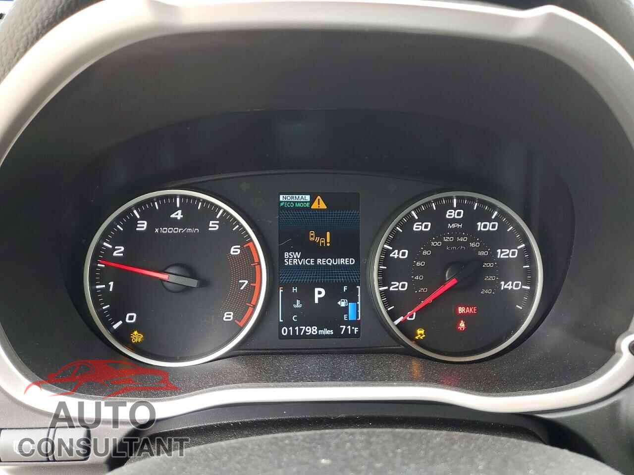MITSUBISHI ECLIPSE 2024 - JA4ATWAA7RZ052704