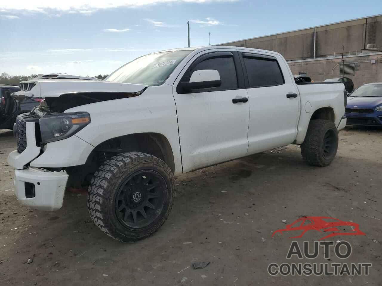 TOYOTA TUNDRA 2020 - 5TFDY5F1XLX939157