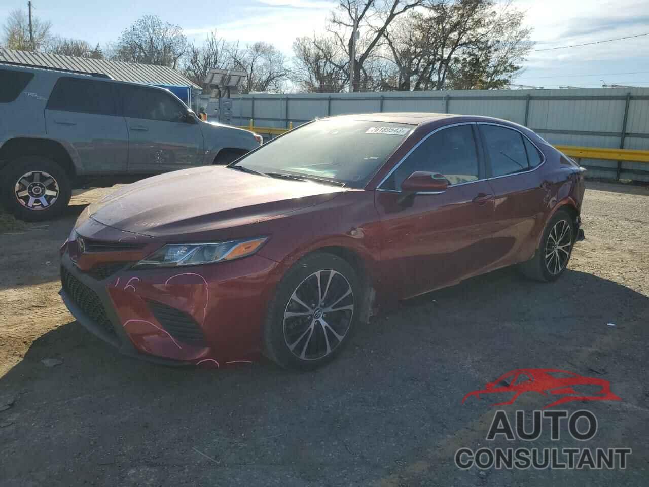 TOYOTA CAMRY 2018 - 4T1B11HK9JU659847