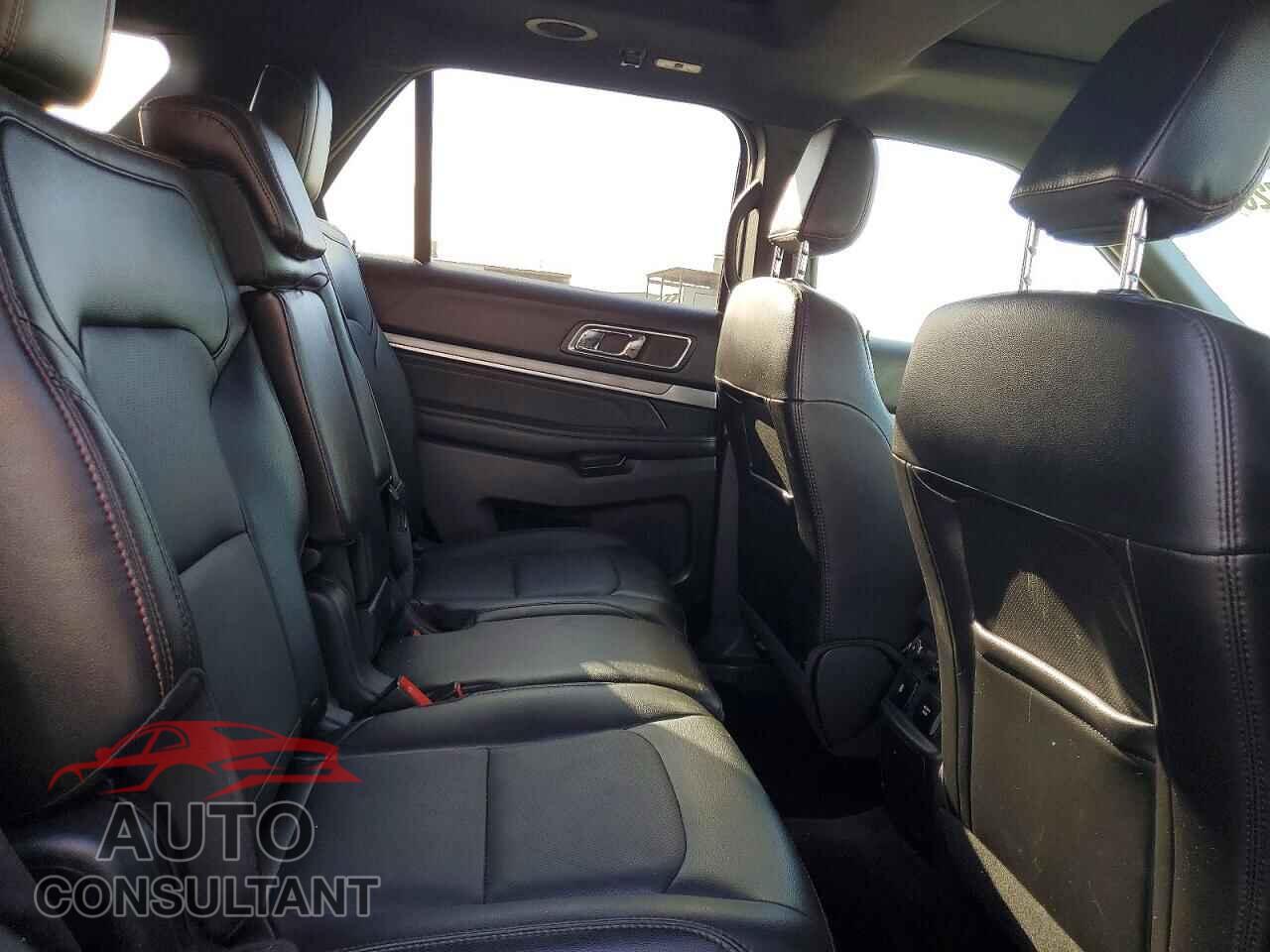 FORD EXPLORER 2018 - 1FM5K8GT1JGB56762