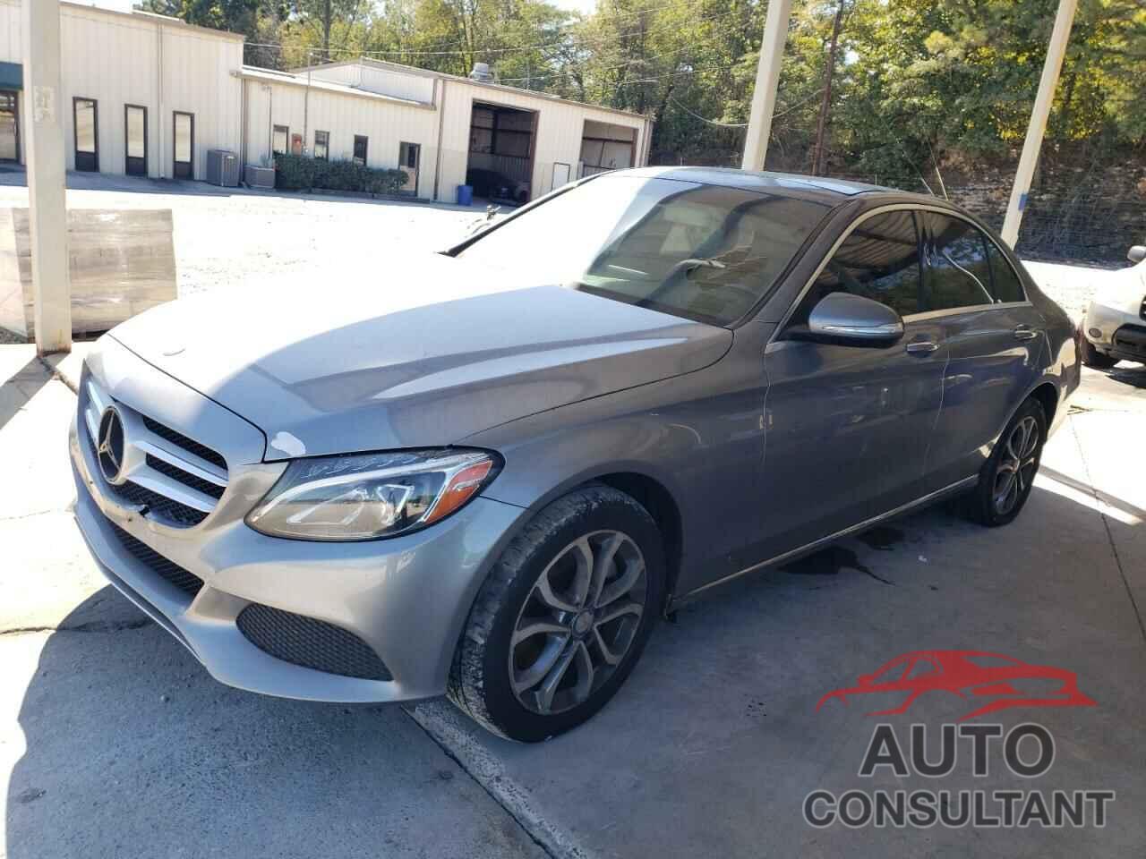 MERCEDES-BENZ C-CLASS 2015 - 55SWF4KB2FU001285