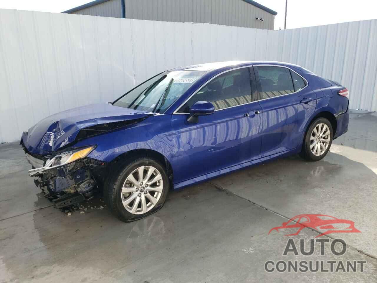 TOYOTA CAMRY 2018 - 4T1B11HK3JU519681