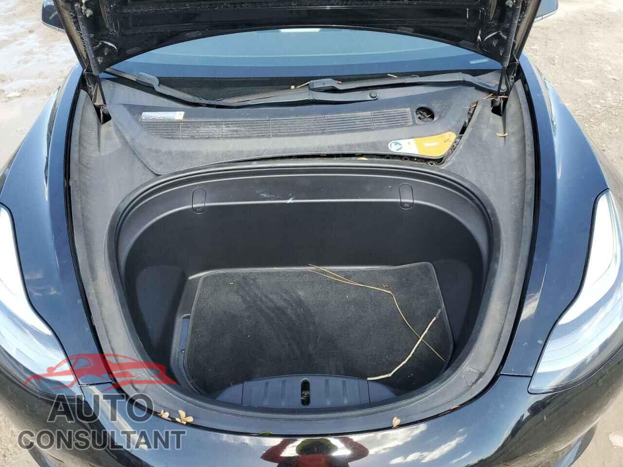 TESLA MODEL 3 2018 - 5YJ3E1EA3JF005847