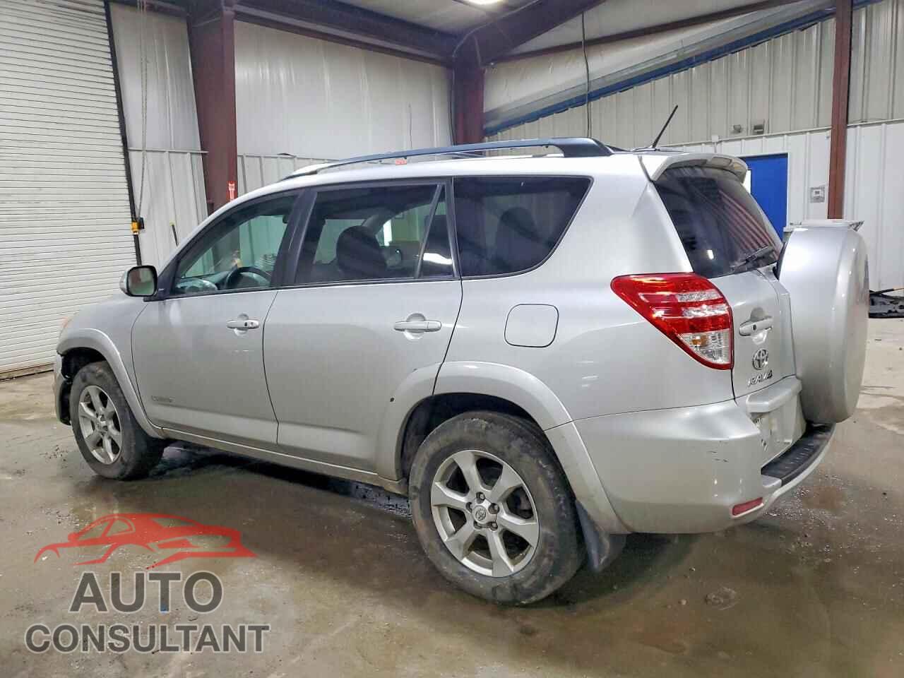 TOYOTA RAV4 2011 - 2T3DF4DV5BW155865