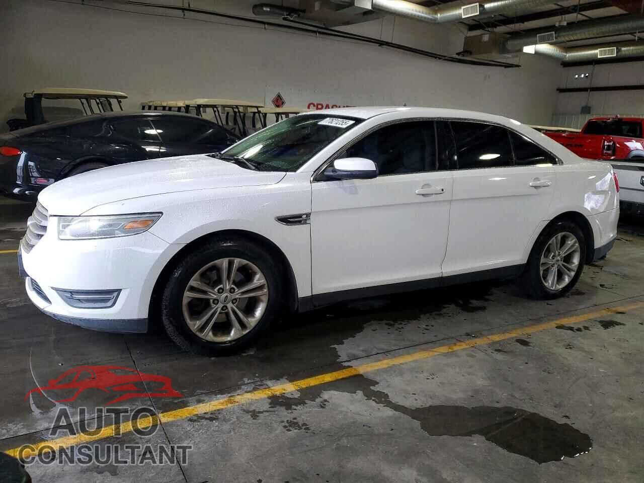 FORD TAURUS 2013 - 1FAHP2E80DG108212