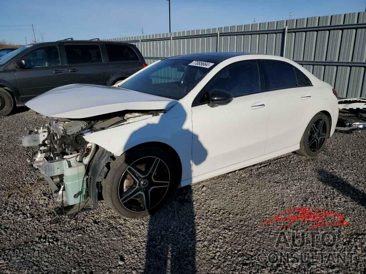 MERCEDES-BENZ A-CLASS 2022 - W1K3G4FB6NJ374287