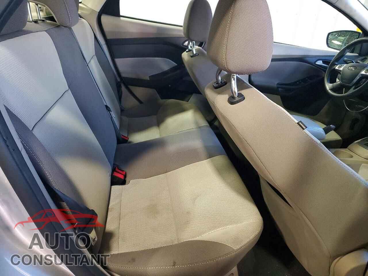 FORD FOCUS 2012 - 1FAHP3F27CL230409