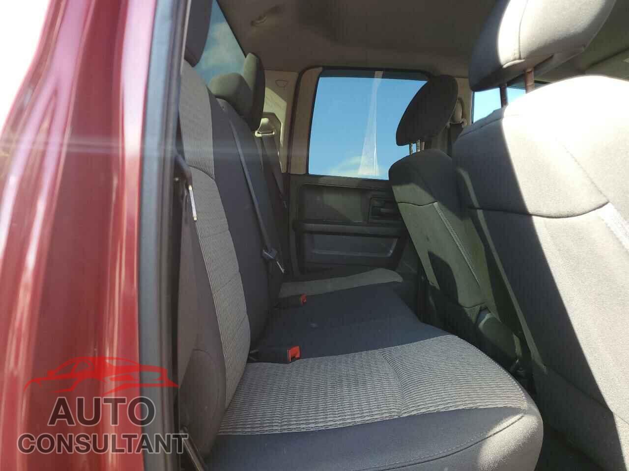 DODGE RAM 1500 2012 - 1C6RD7FT8CS282734