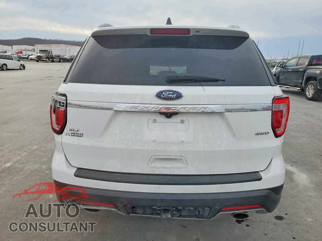 FORD EXPLORER 2018 - 1FM5K8D87JGB09123