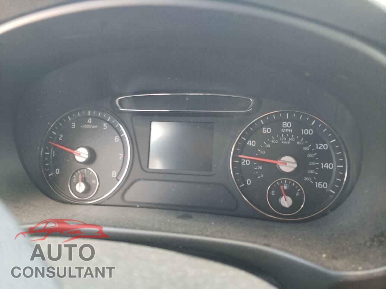KIA SORENTO 2017 - 5XYPG4A32HG221504