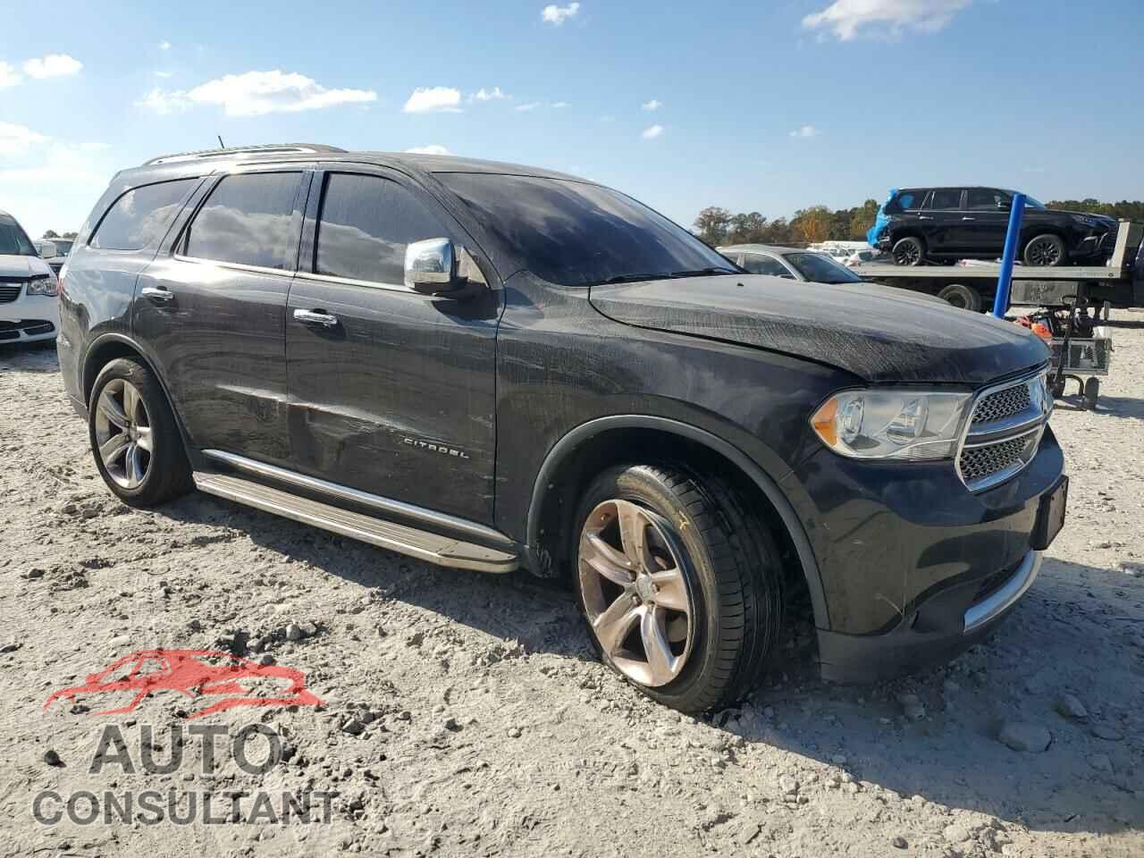 DODGE DURANGO 2013 - 1C4RDJEG3DC638156