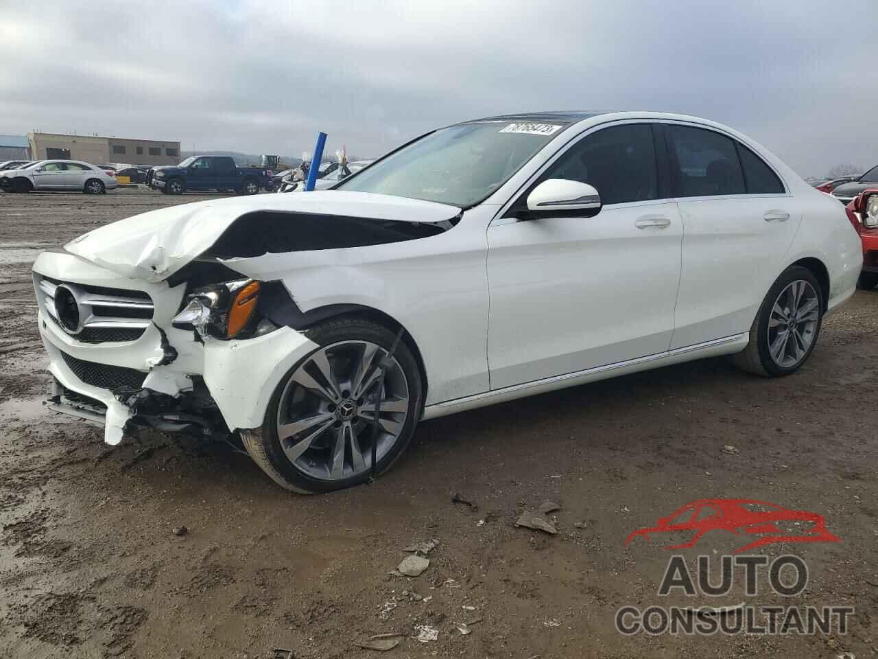 MERCEDES-BENZ C-CLASS 2018 - 55SWF4KBXJU271230