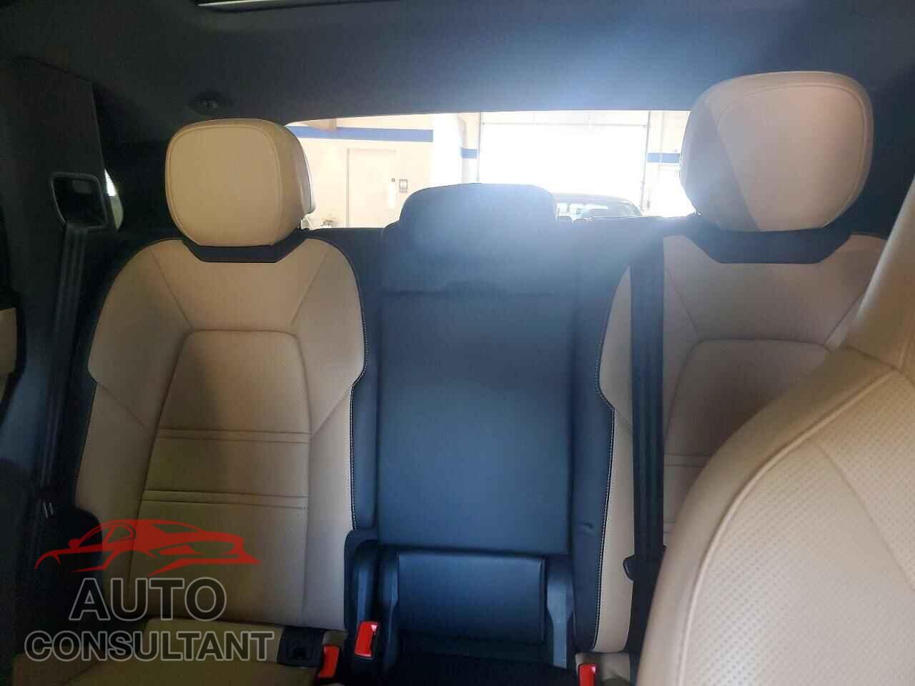 PORSCHE CAYENNE 2025 - WP1AE2AY3SDA16743
