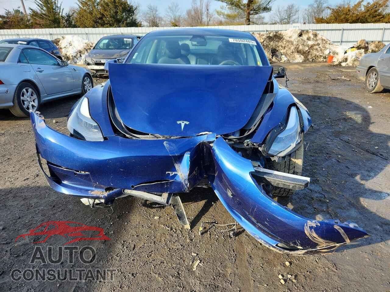 TESLA MODEL 3 2022 - 5YJ3E1EA5NF142696