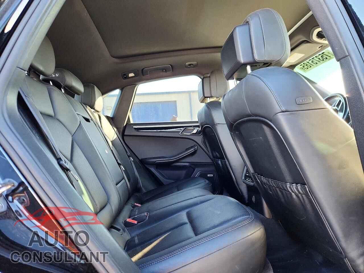 PORSCHE MACAN 2017 - WP1AA2A57HLB09622