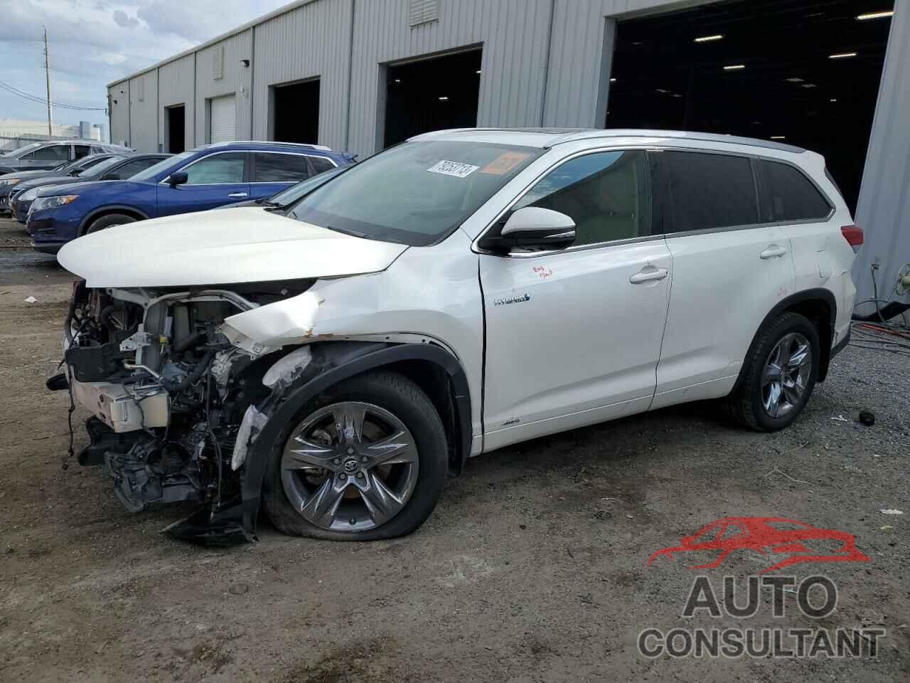 TOYOTA HIGHLANDER 2018 - 5TDDGRFH4JS042619