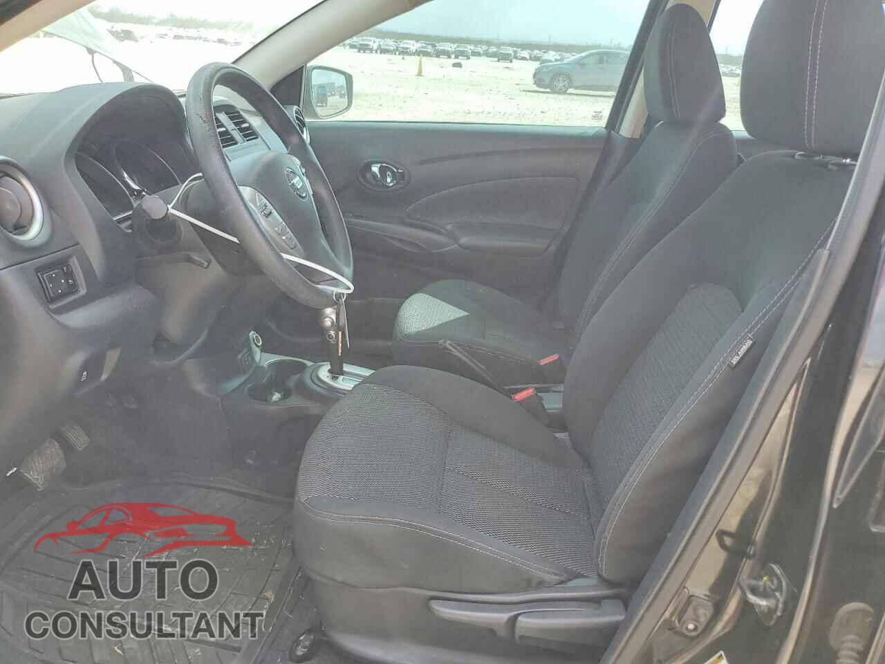 NISSAN VERSA 2019 - 3N1CN7AP3KL871406