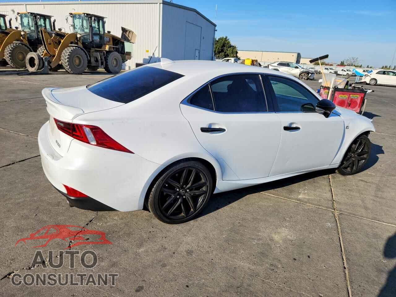 LEXUS IS 2015 - JTHBF1D29F5067957