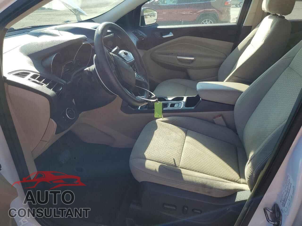 FORD ESCAPE 2017 - 1FMCU0G90HUE51273
