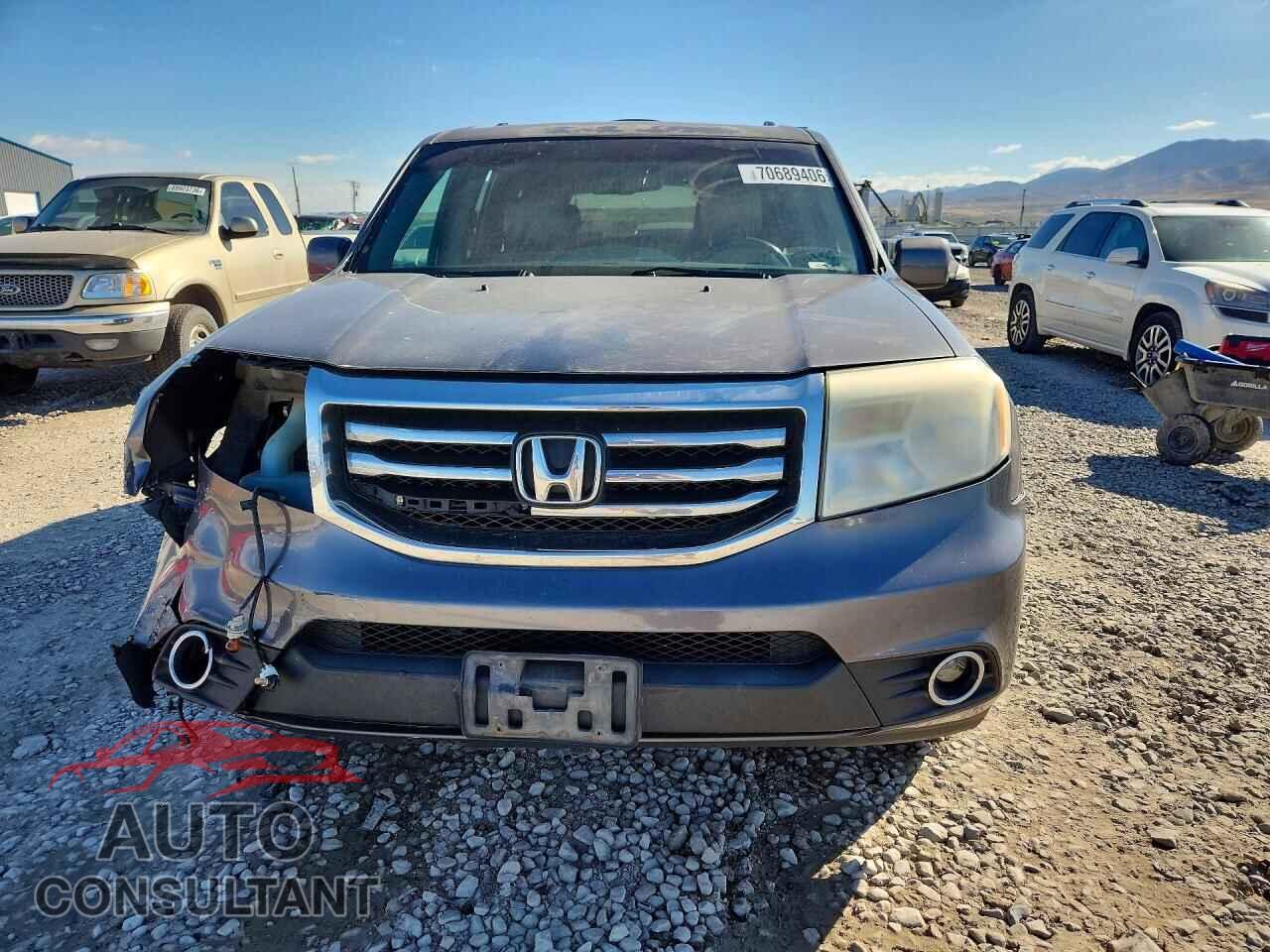 HONDA PILOT 2015 - 5FNYF4H53FB002425
