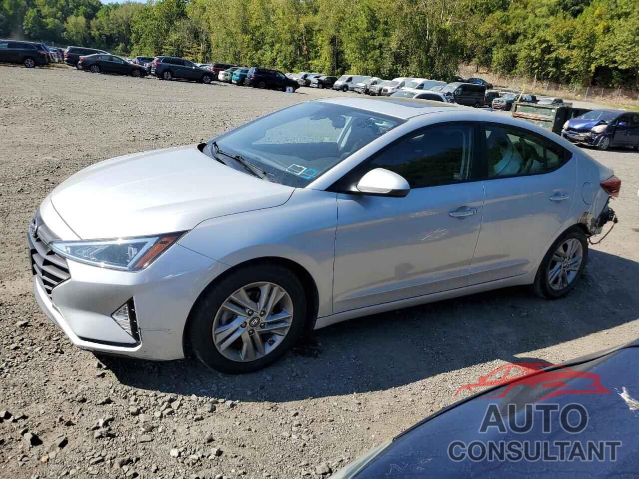 HYUNDAI ELANTRA 2019 - KMHD84LF7KU886052