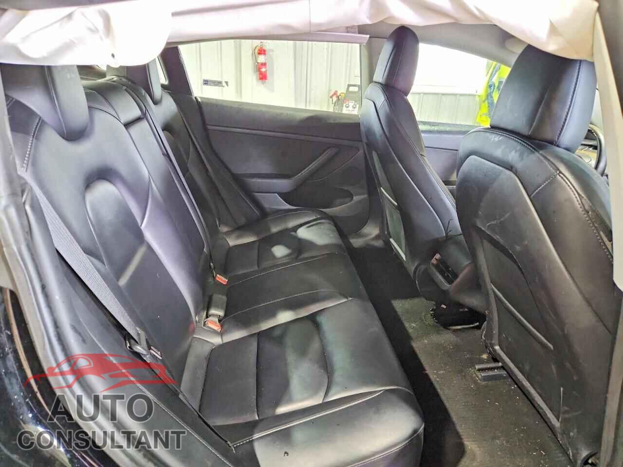 TESLA MODEL 3 2022 - 5YJ3E1EA3NF369627