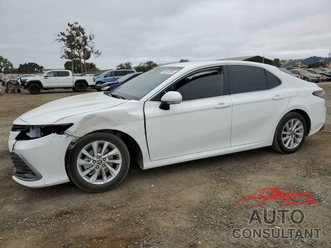 TOYOTA CAMRY 2024 - 4T1R11AK8RU261226