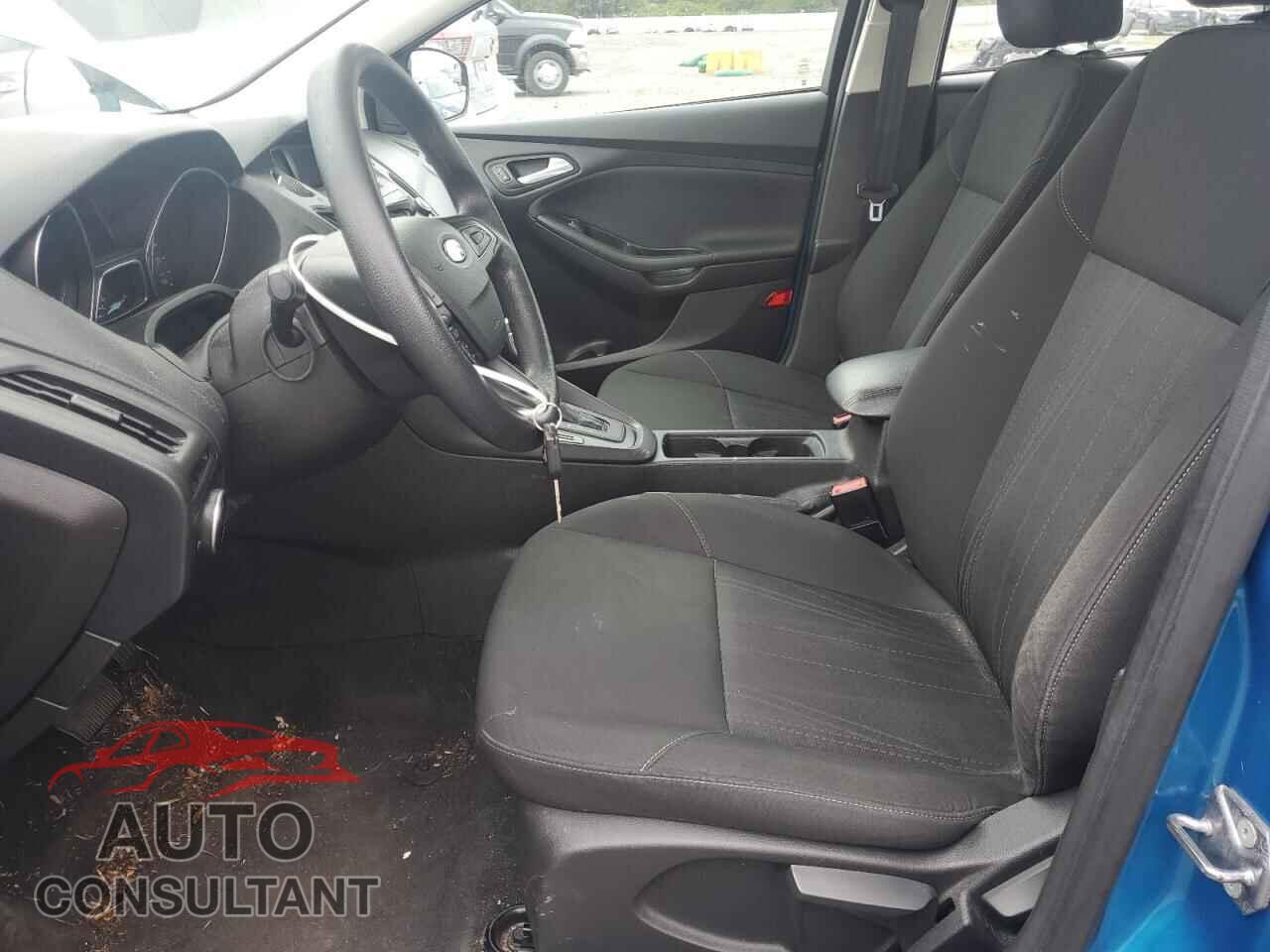 FORD FOCUS 2015 - 1FADP3F26FL341391