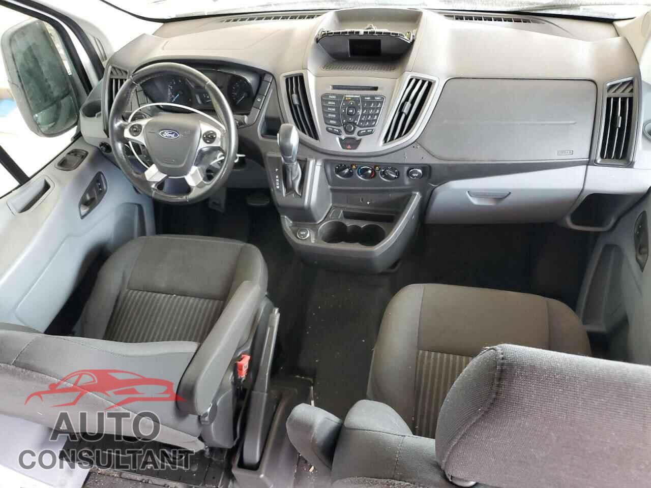 FORD TRANSIT 2017 - 1FTYR2CM3HKA51995