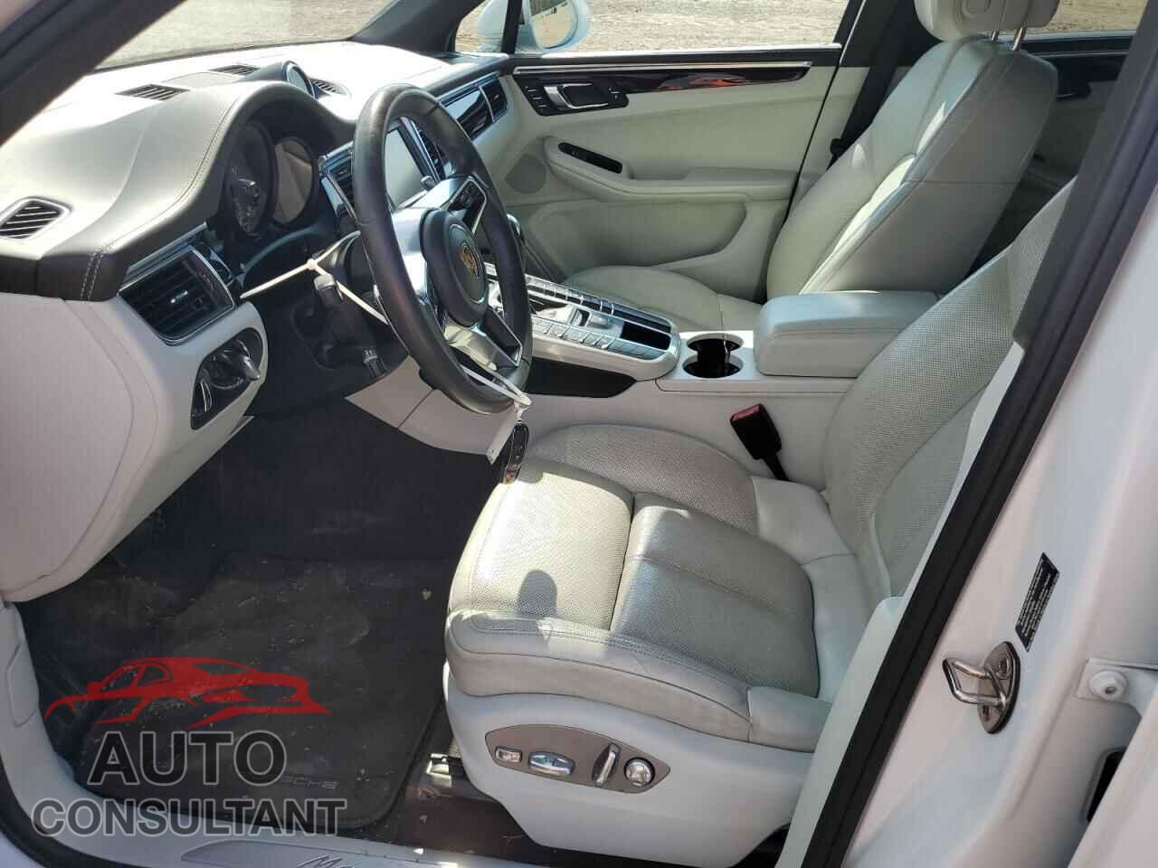 PORSCHE MACAN 2016 - WP1AB2A56GLB54675
