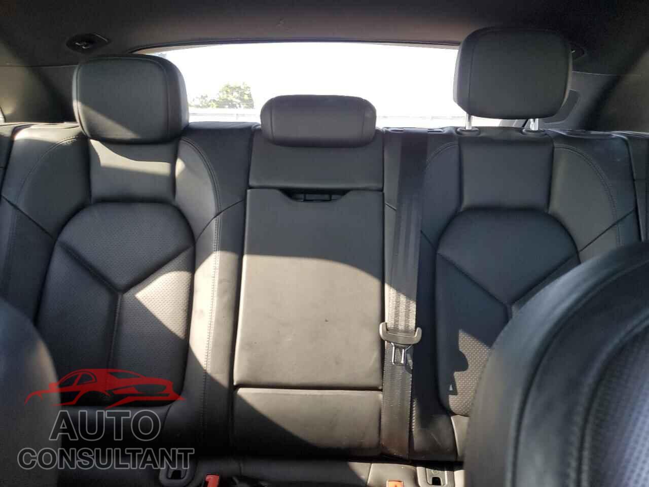 PORSCHE MACAN 2015 - WP1AB2A58FLB66485