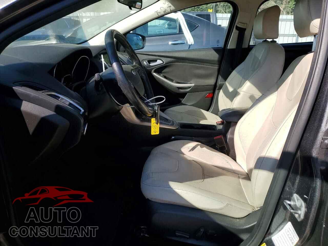 FORD FOCUS 2017 - 1FADP3J25HL288368