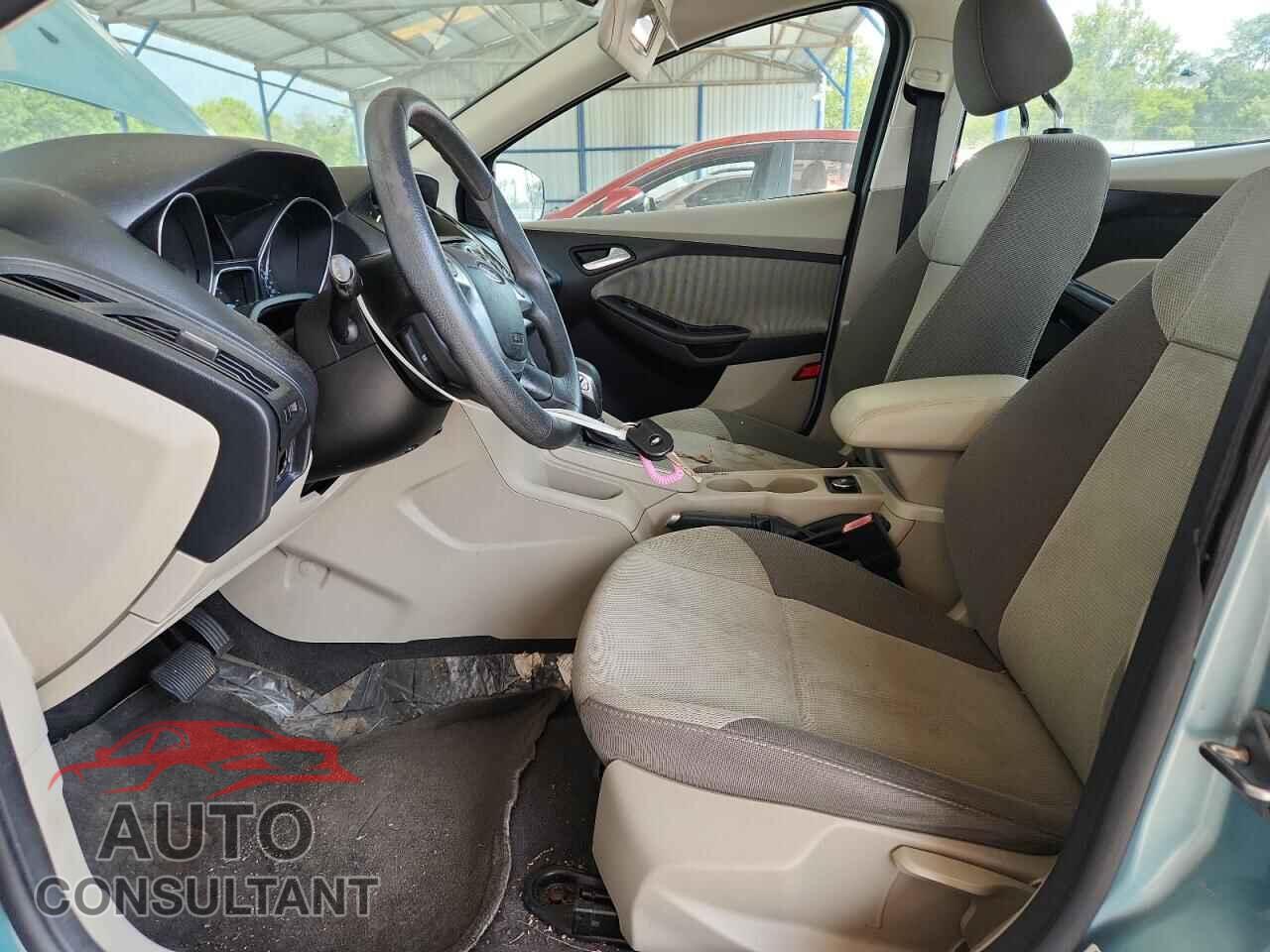 FORD FOCUS 2012 - 1FAHP3F27CL213836