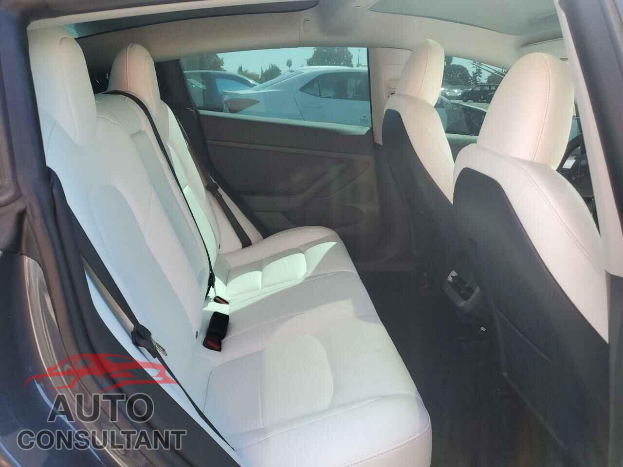 TESLA MODEL 3 2023 - 5YJ3E1EA5PF497371