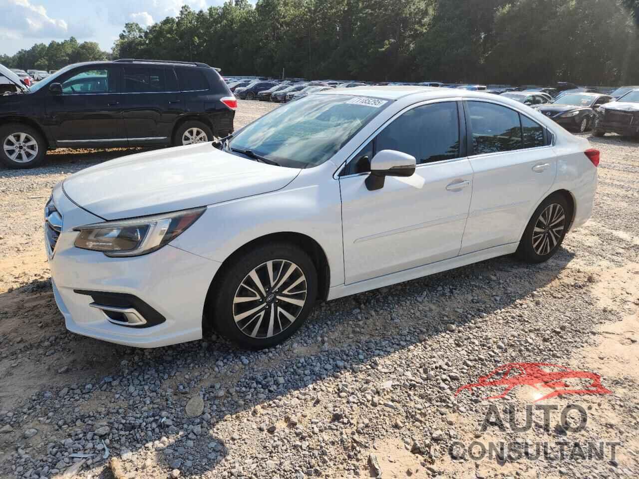 SUBARU LEGACY 2019 - 4S3BNAF65K3031404