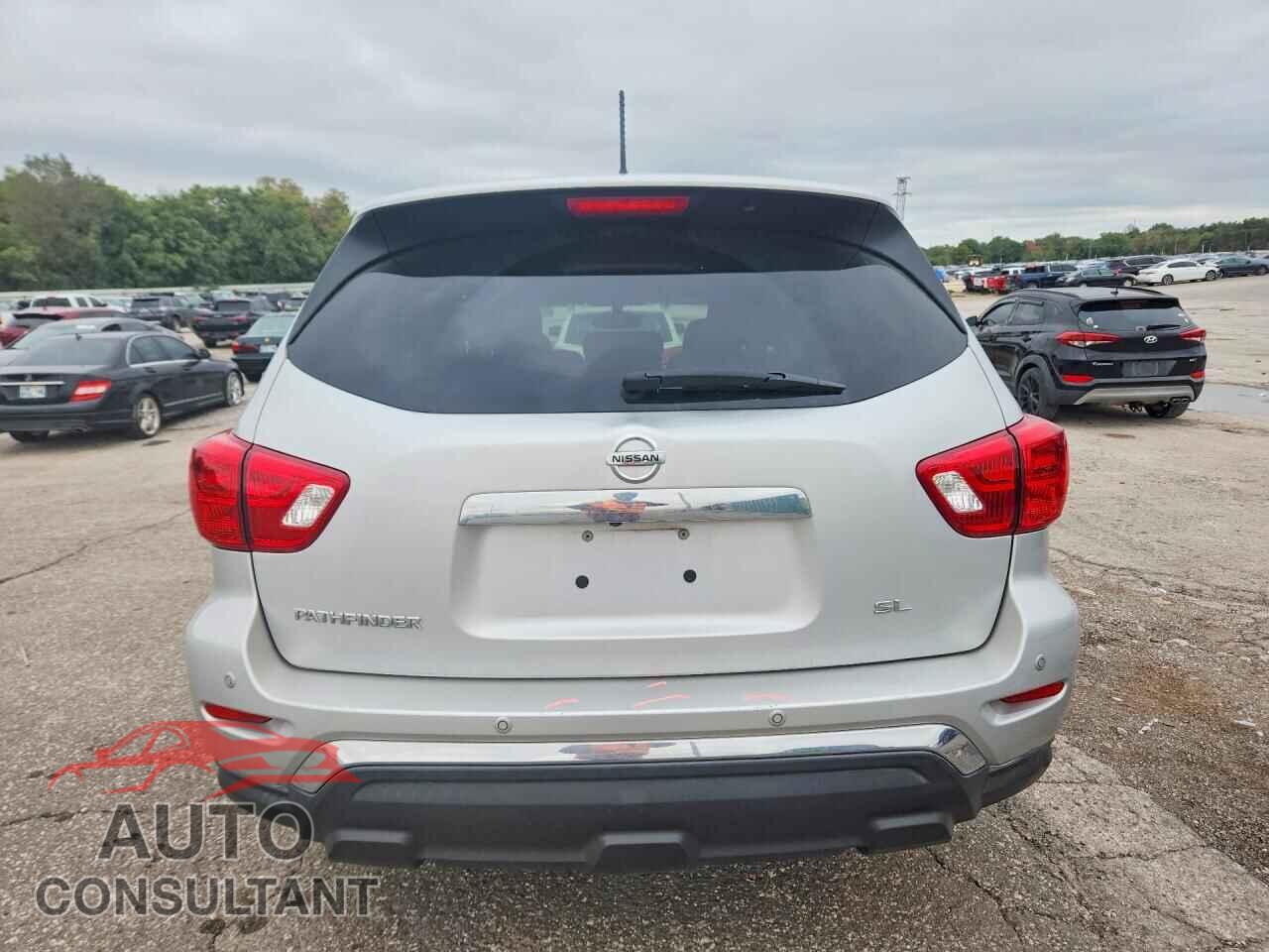 NISSAN PATHFINDER 2018 - 5N1DR2MN2JC641722