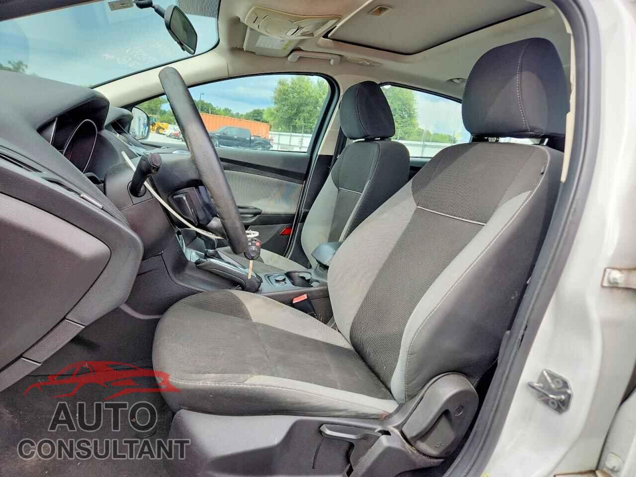 FORD FOCUS 2013 - 1FADP3F20DL157092