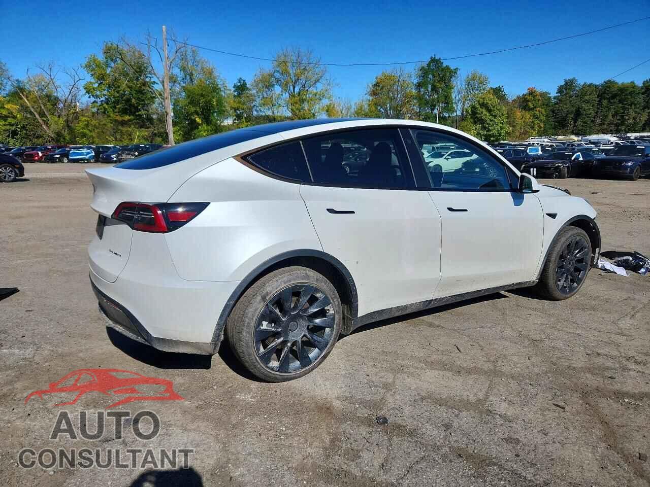 TESLA MODEL Y 2023 - 7SAYDGEE9PA080209