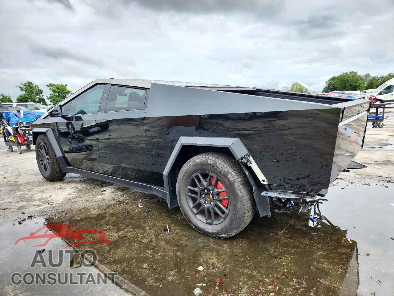 TESLA CYBERTRUCK 2024 - 7G2CEHED8RA054695