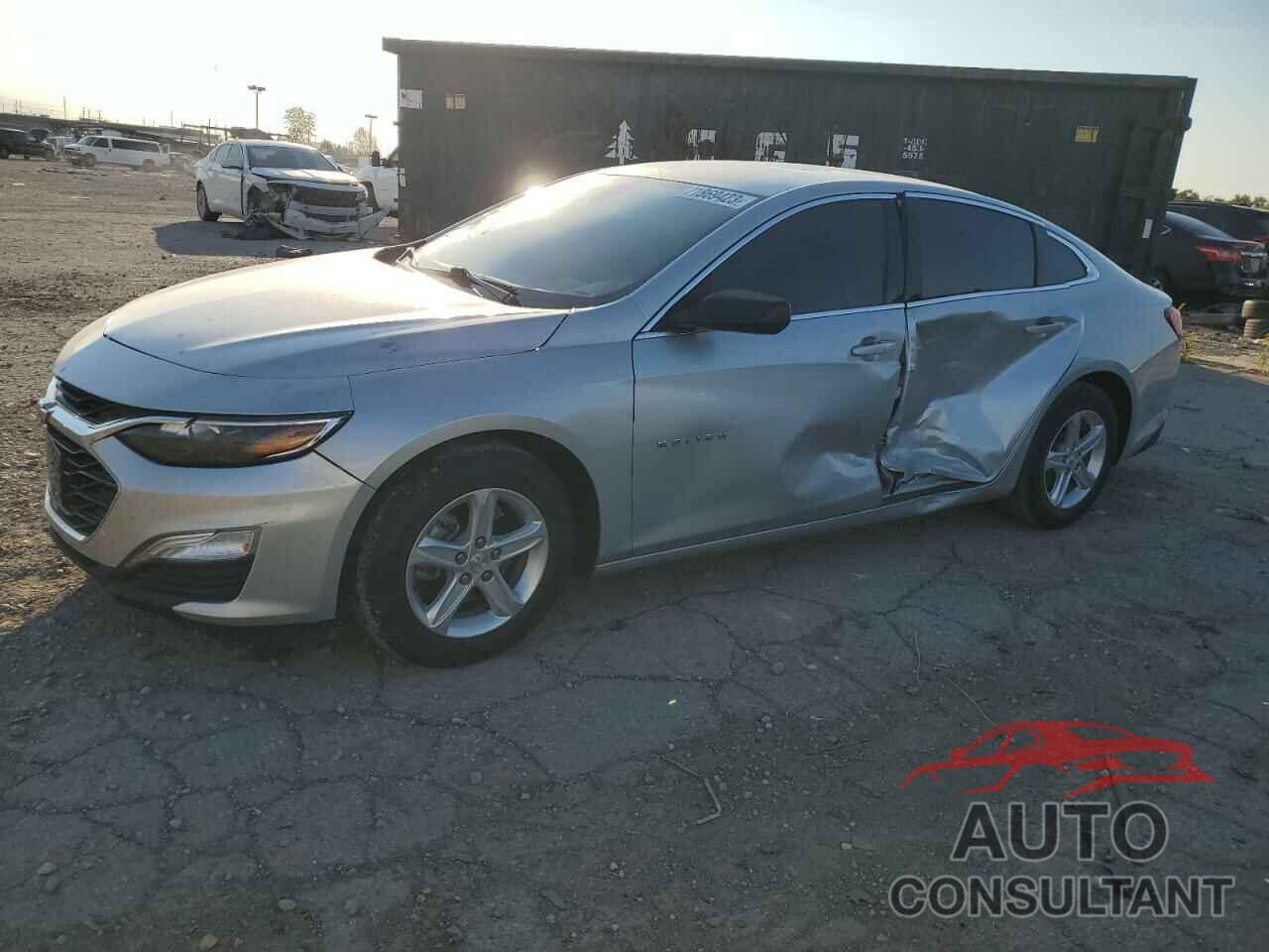 CHEVROLET MALIBU 2019 - 1G1ZB5ST8KF213499