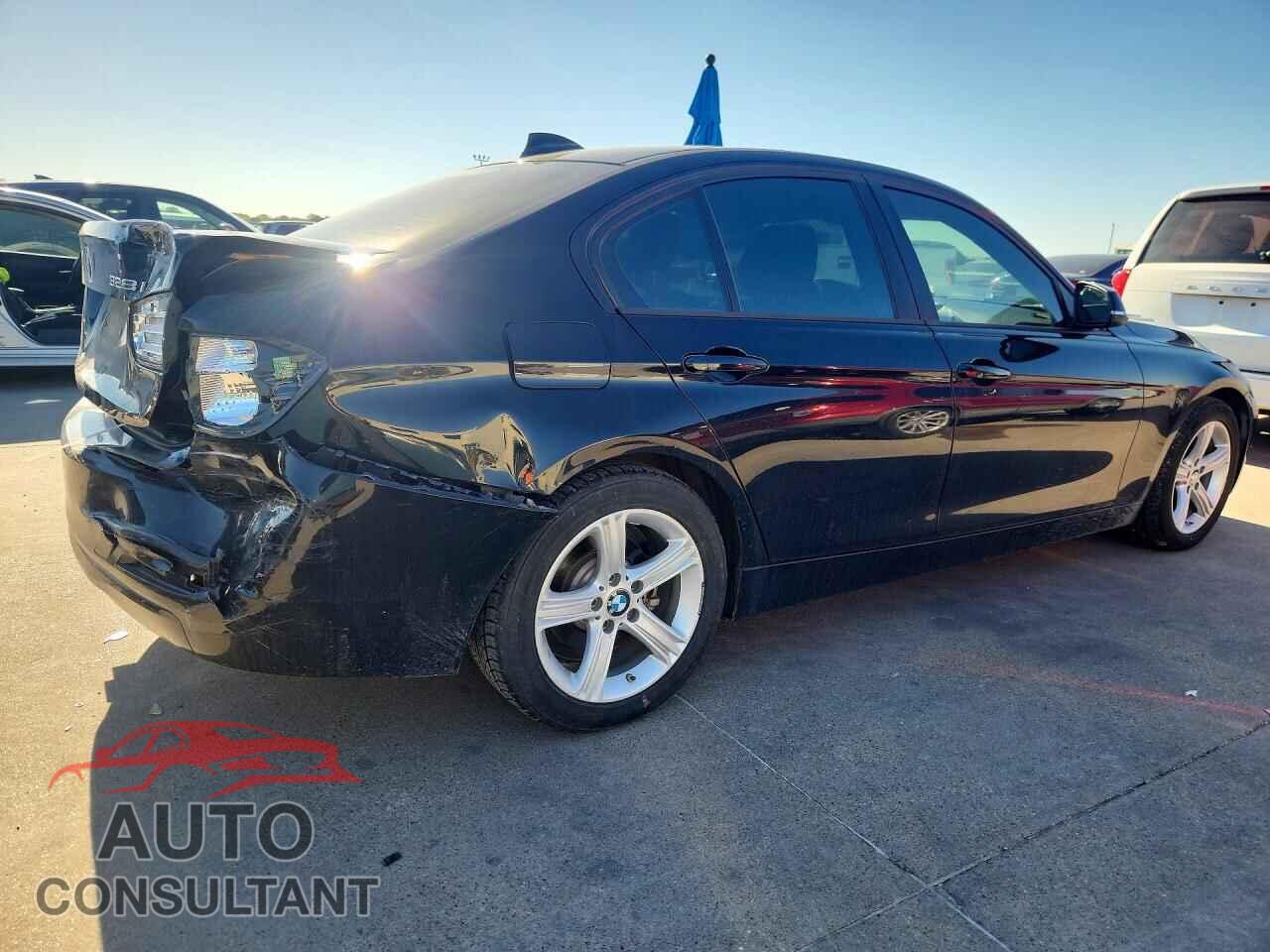 BMW 3 SERIES 2015 - WBA3C1C52FP854003