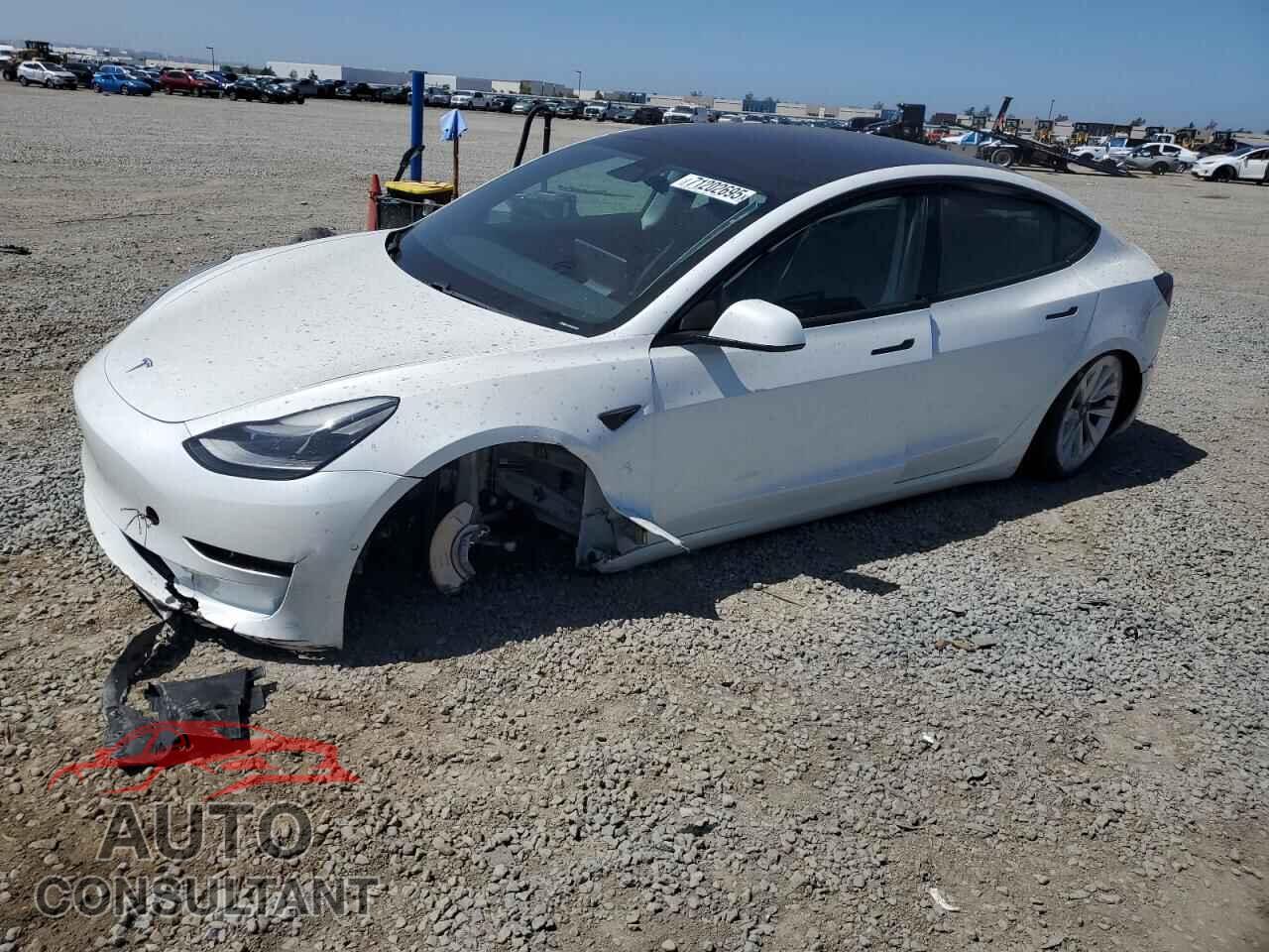 TESLA MODEL 3 2021 - 5YJ3E1EA8MF072108