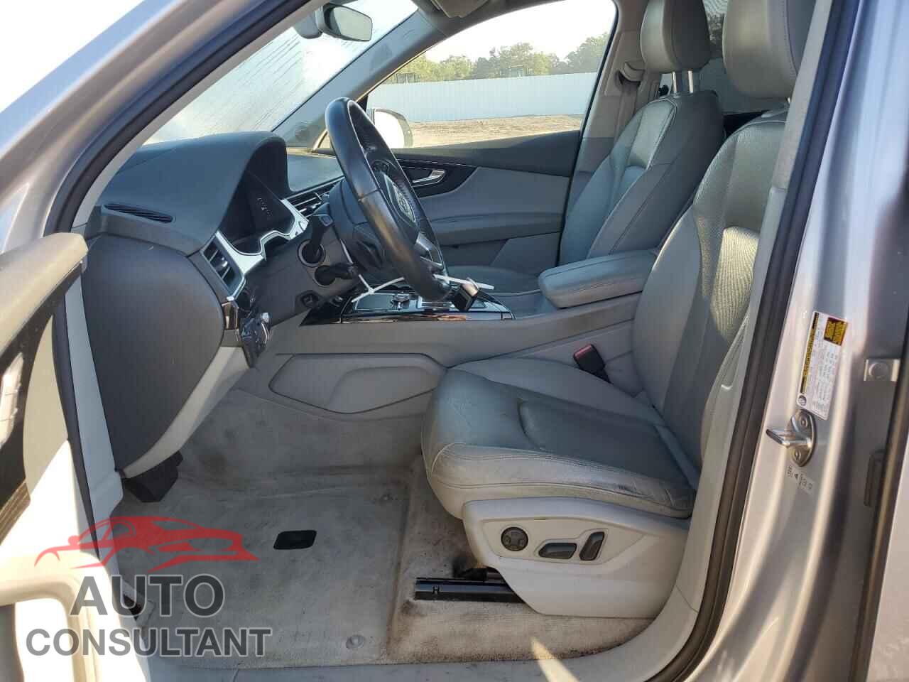 AUDI Q7 2017 - WA1VAAF79HD011364