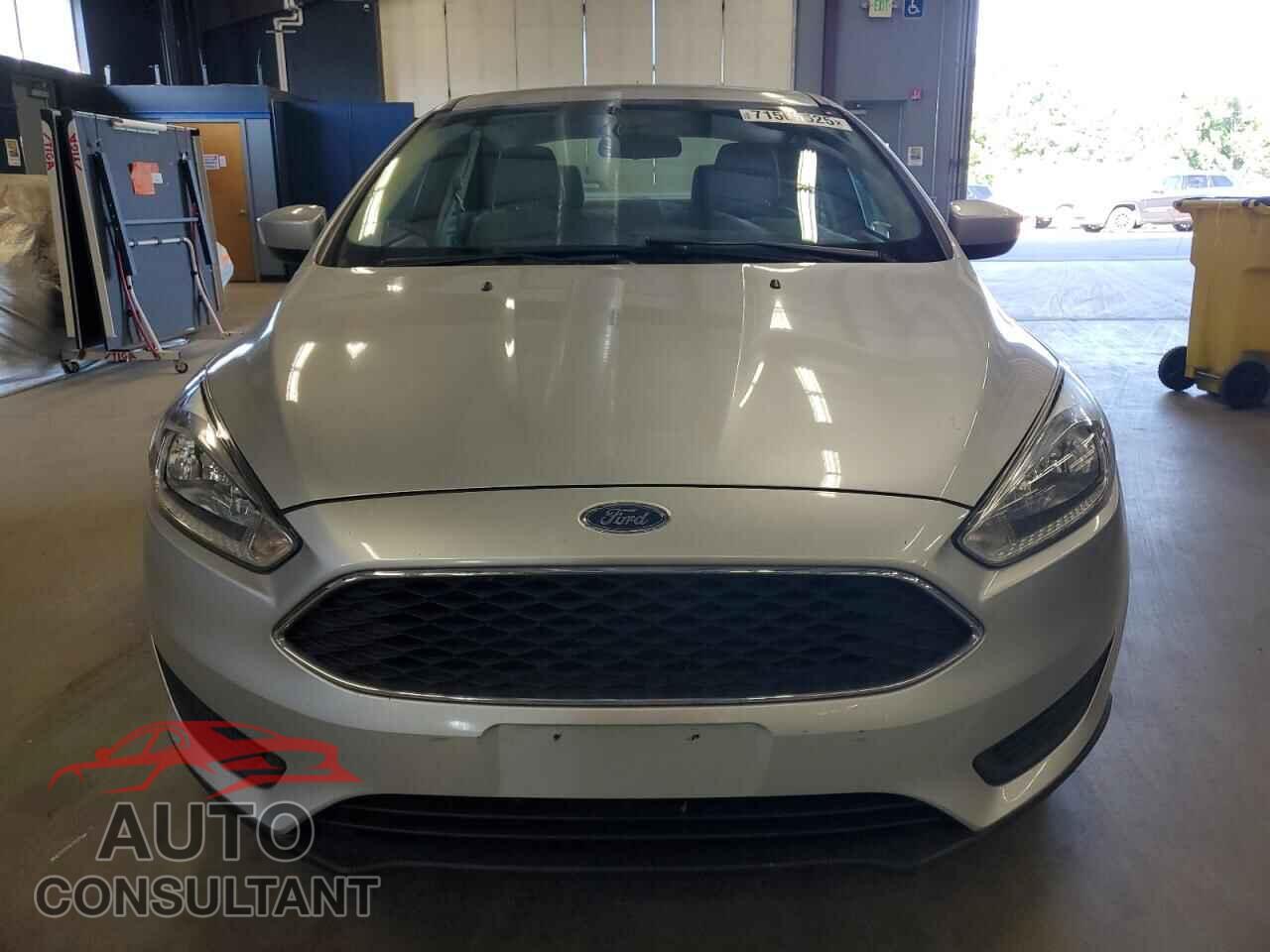 FORD FOCUS 2018 - 1FADP3F21JL288964