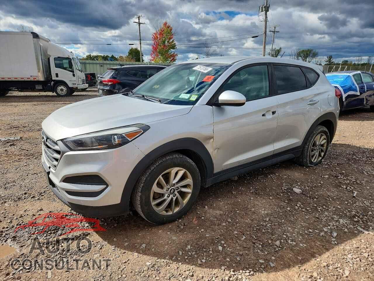 HYUNDAI TUCSON 2018 - KM8J2CA42JU807384